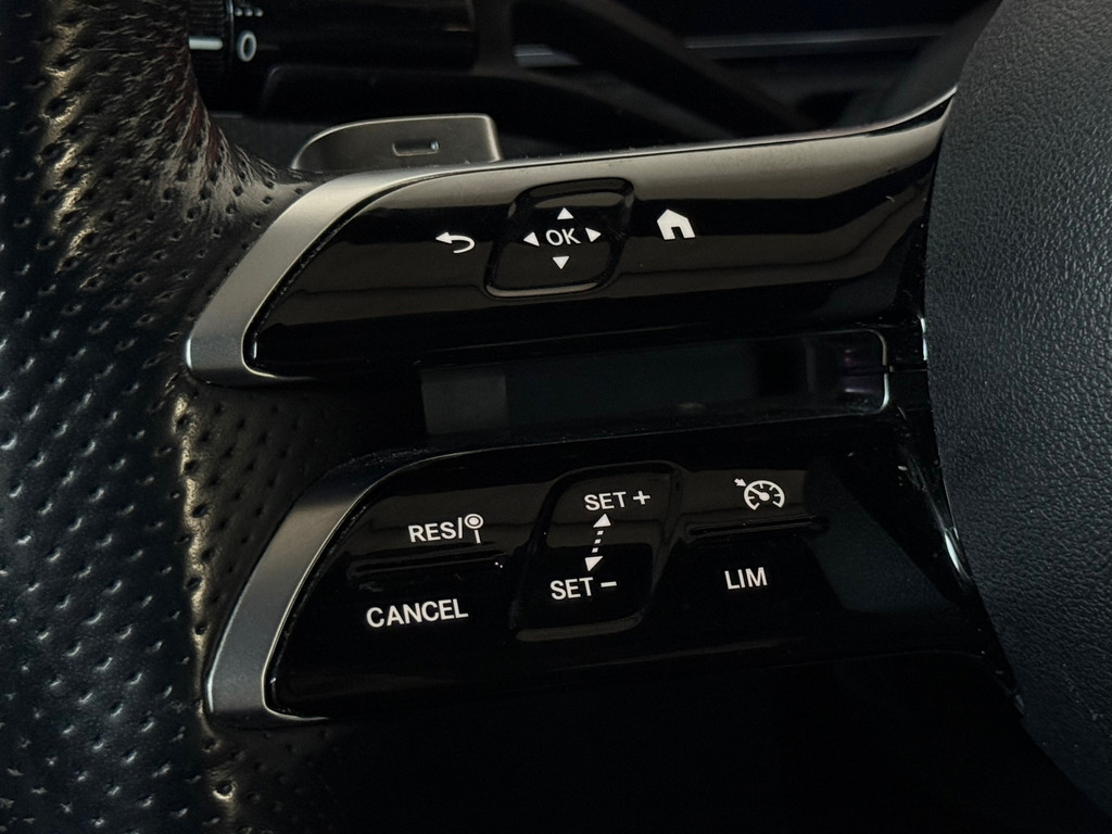 44678412-15.jpg