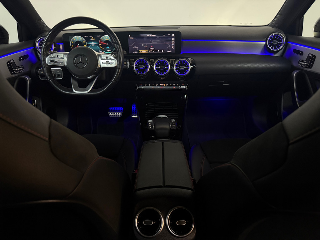 54503899-3.jpg